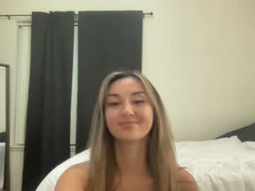 girl Live Sex Cams with kyleegrey