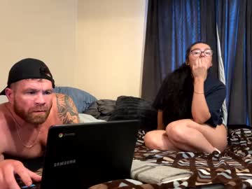 couple Live Sex Cams with daddydiggler41