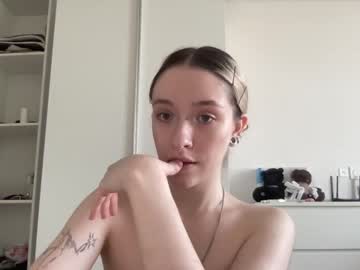 girl Live Sex Cams with ccrystalluna