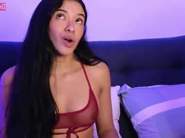 couple Live Sex Cams with kristen_y_tigre