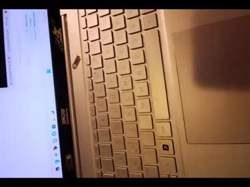 couple Live Sex Cams with emberxtony