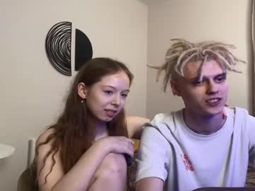 couple Live Sex Cams with mcmikie