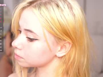 couple Live Sex Cams with lynncornfield