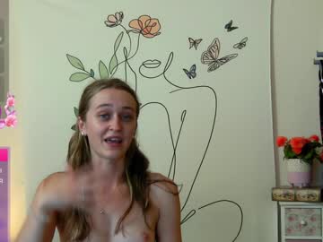 girl Live Sex Cams with missellaxx