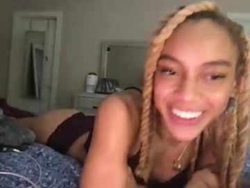 girl Live Sex Cams with nalasworld33