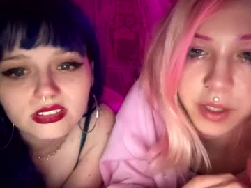 girl Live Sex Cams with spookysanrihoe