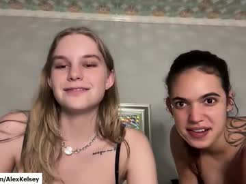 girl Live Sex Cams with okjas