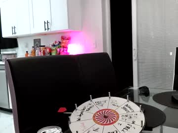couple Live Sex Cams with mistie_hightops