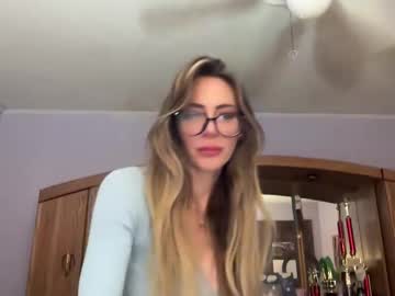 girl Live Sex Cams with caylacridley