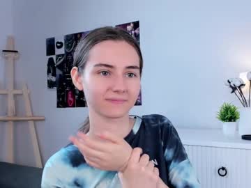 girl Live Sex Cams with approche_toi_petite