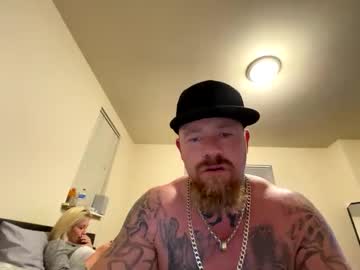 couple Live Sex Cams with bakkensfinest
