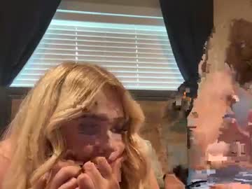girl Live Sex Cams with lizzymariee