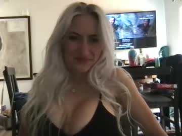 girl Live Sex Cams with kinziemcbride
