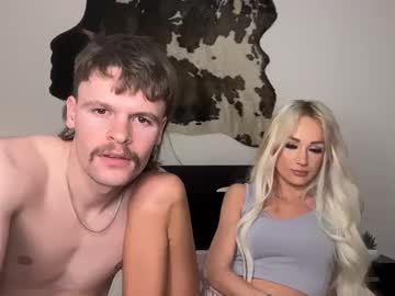 couple Live Sex Cams with billyunbuckled