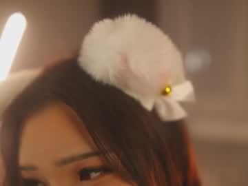 girl Live Sex Cams with younayuna