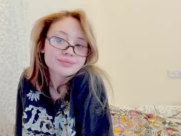girl Live Sex Cams with atmospherra