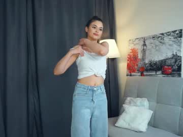 girl Live Sex Cams with zarabeamer